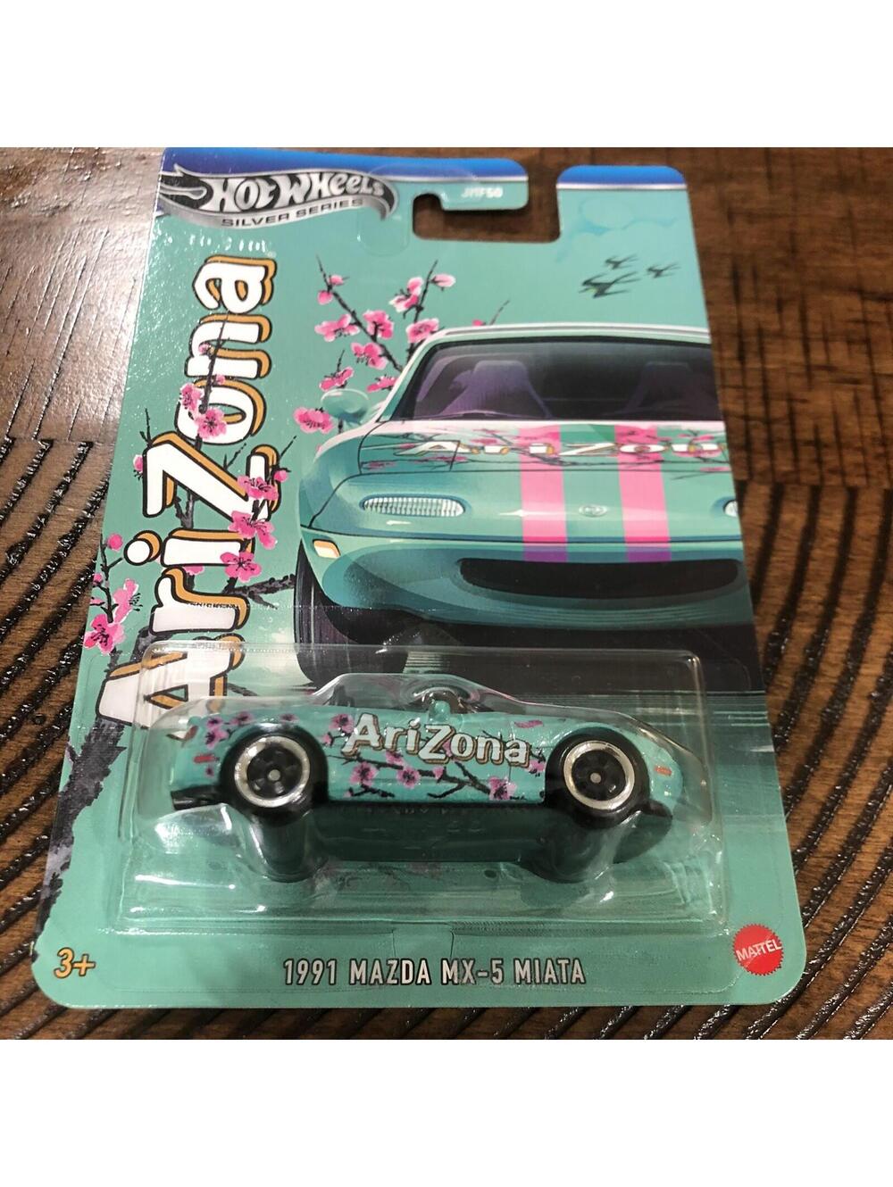 Hot Wheels Silver Series 1991 Mazda MX-5 Miata Arizona Tea 1:64 Diecast Car New